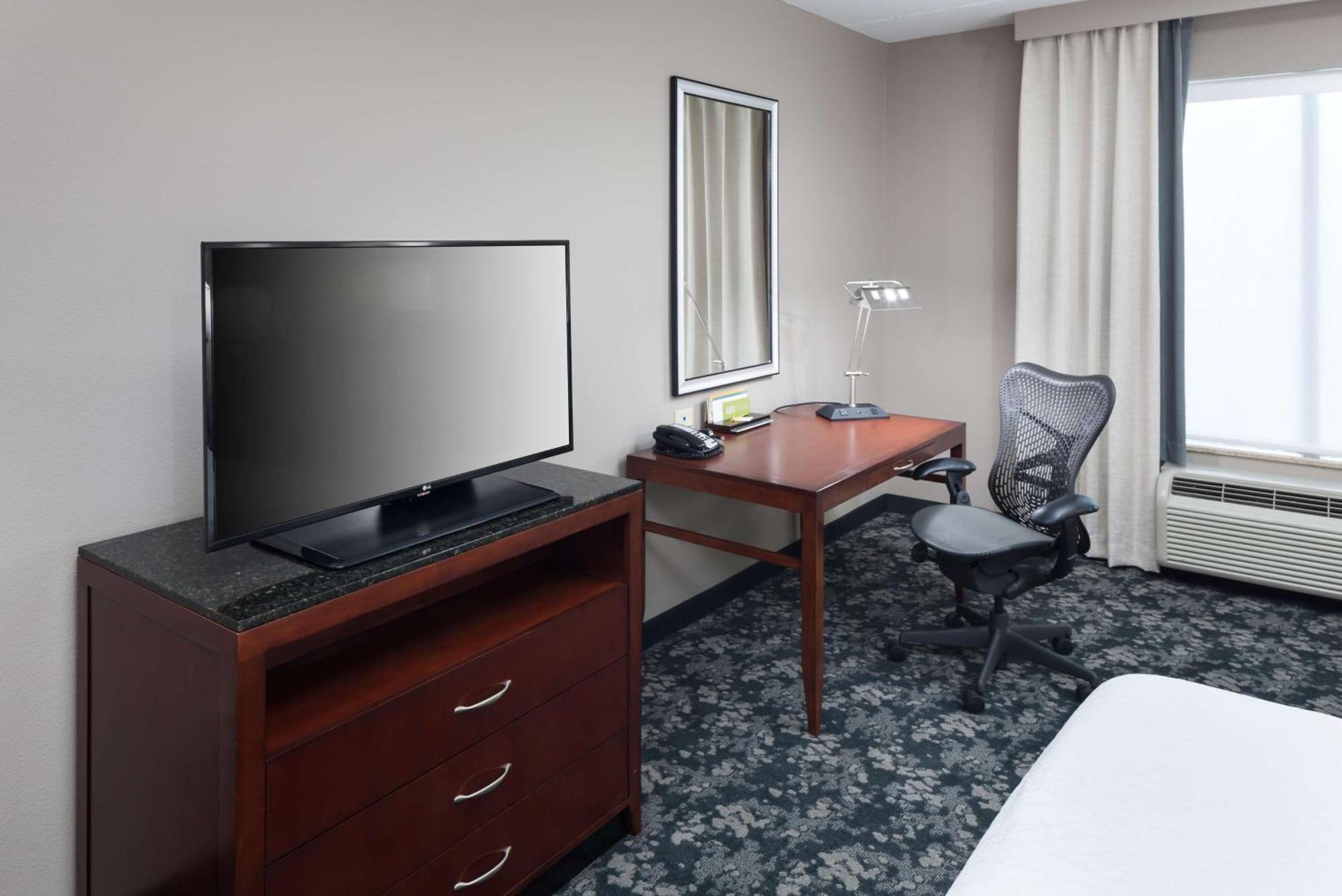 Hilton Garden Inn Фриско Экстерьер фото