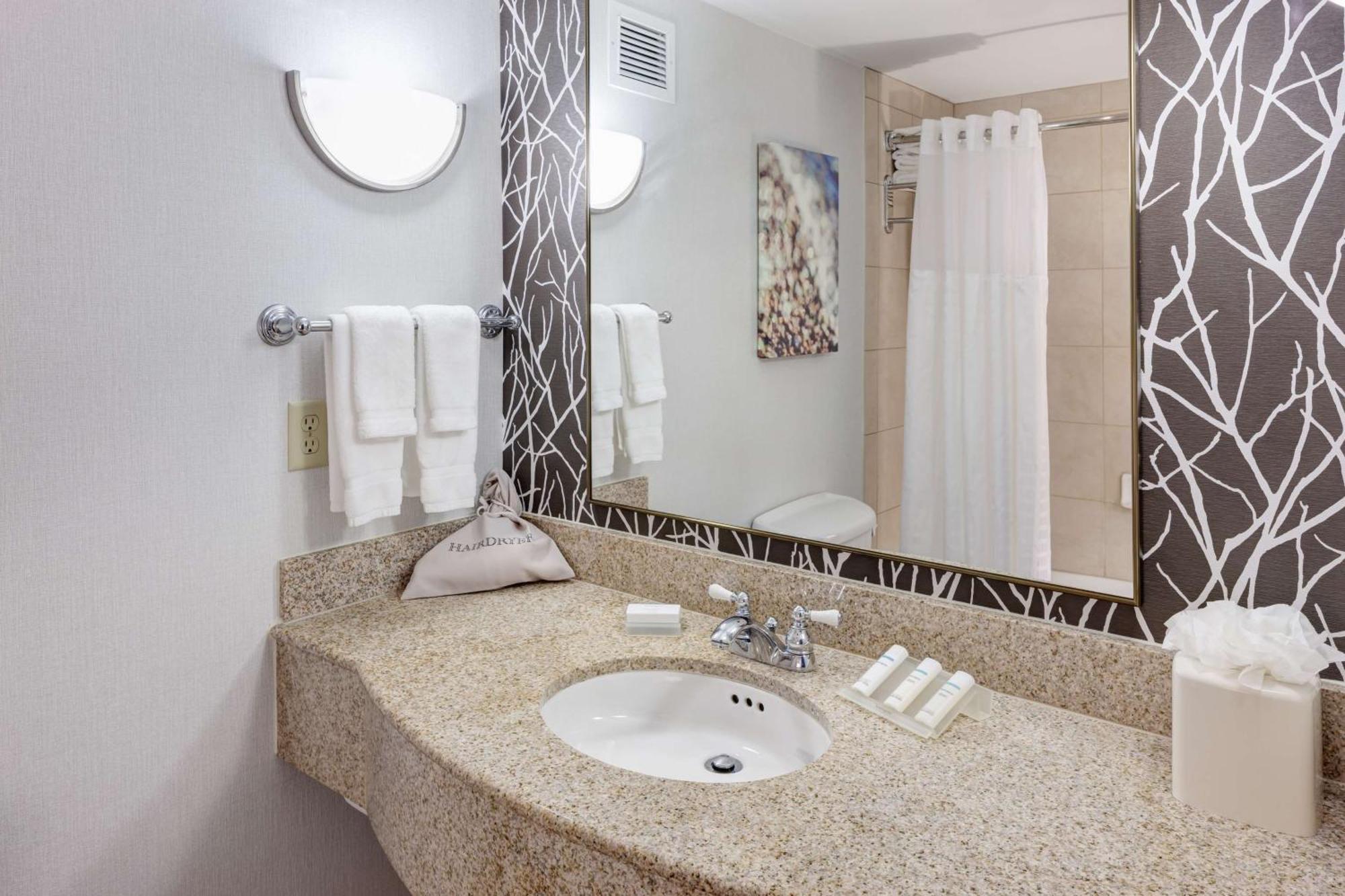 Hilton Garden Inn Фриско Экстерьер фото